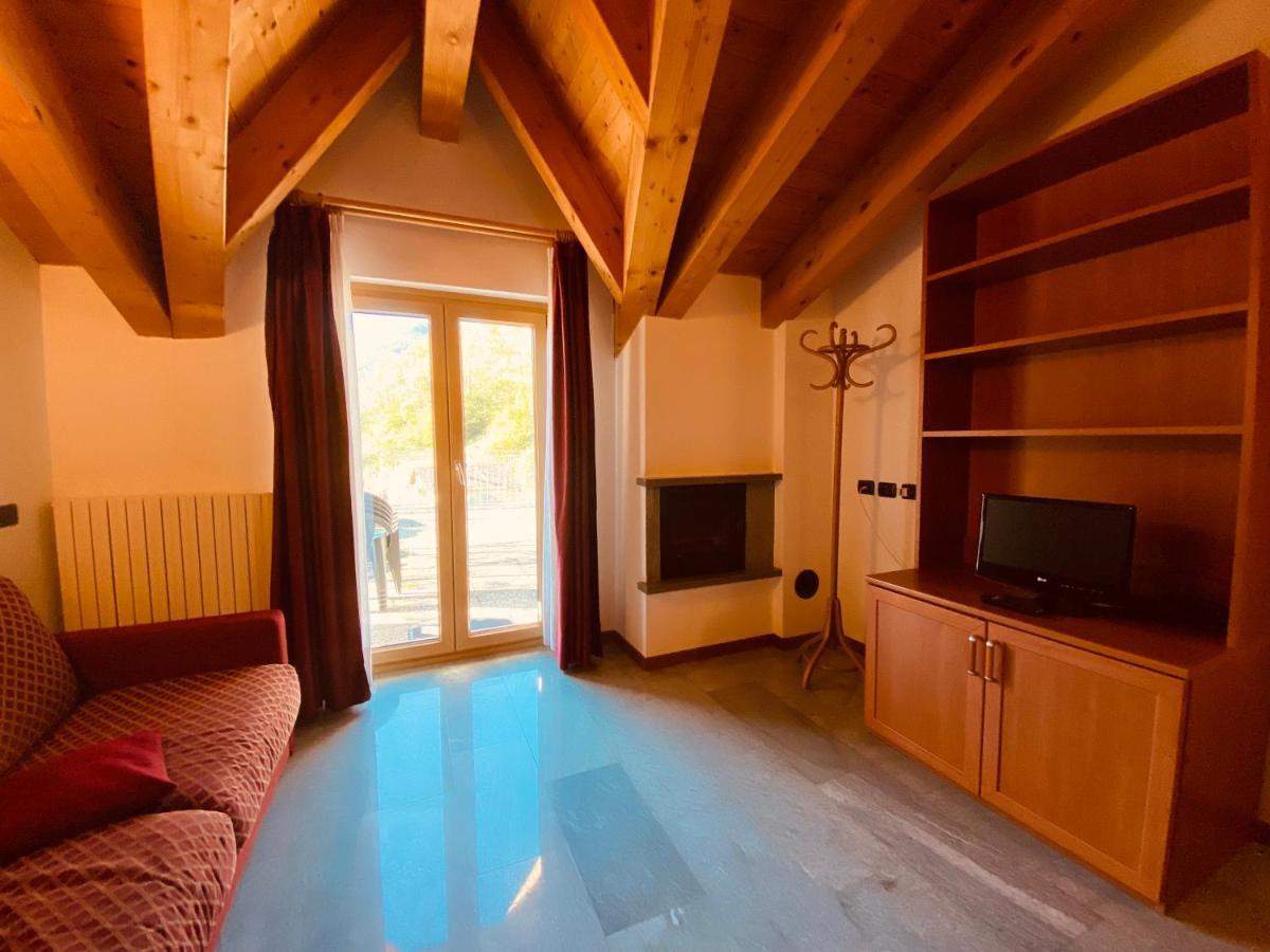 Residence Pizzo Scalino Chiesa in Valmalenco Exterior photo